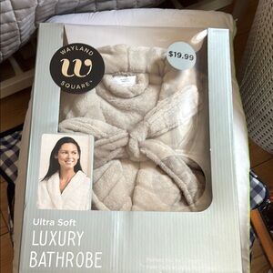 Cream Plush Bathrobe for Ultimate Comfort